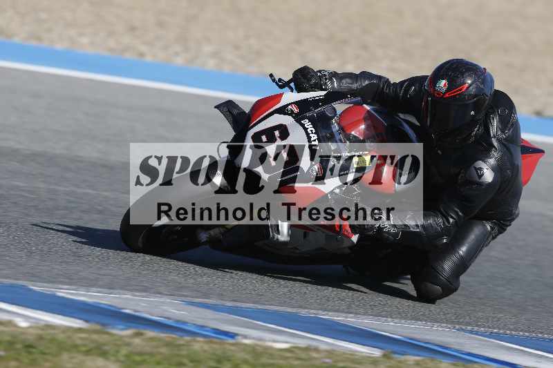 /Archiv-2024/02 29.01.-02.02.2024 Moto Center Thun Jerez/Gruppe schwarz-black/630